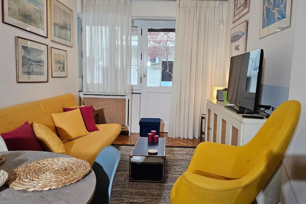 Artistico Two-Bedroom Apartment In Kolonaki Афины Экстерьер фото